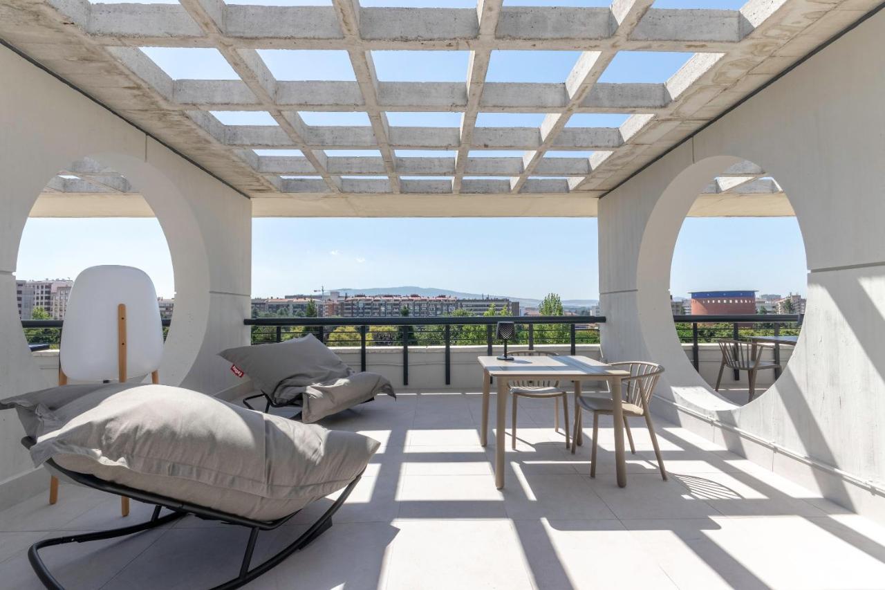 Apartamentos Libere Pamplona Yamaguchi Bagian luar foto