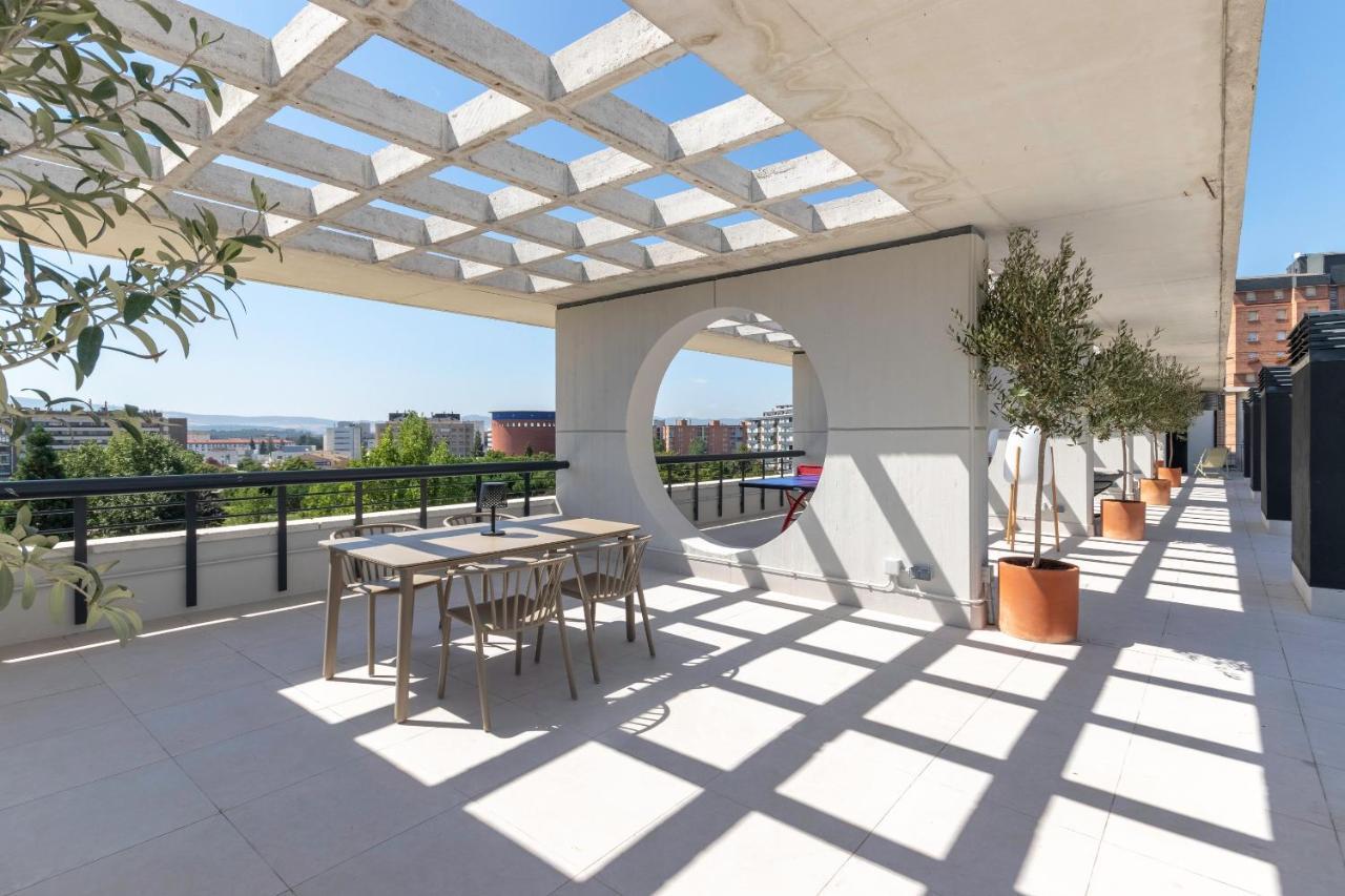 Apartamentos Libere Pamplona Yamaguchi Bagian luar foto