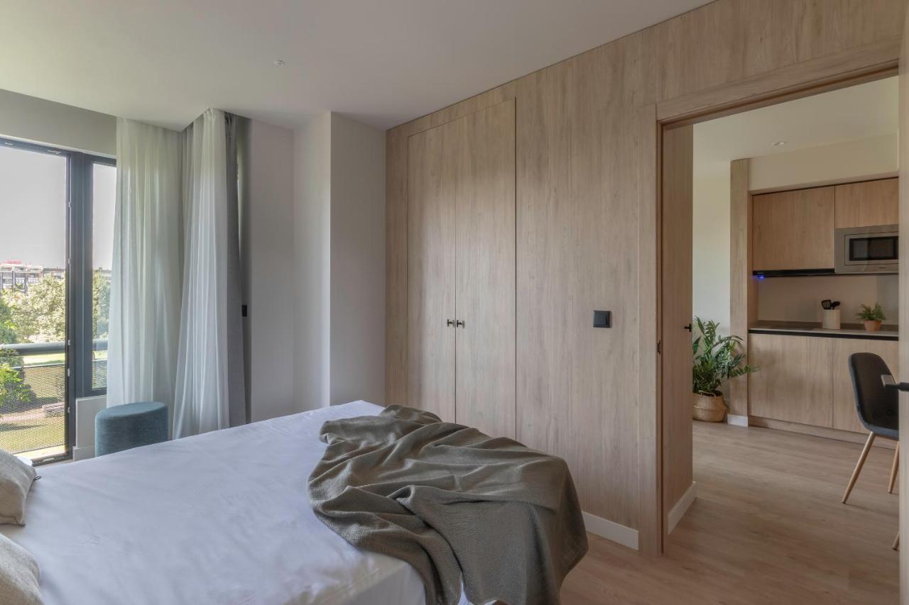 Apartamentos Libere Pamplona Yamaguchi Bagian luar foto