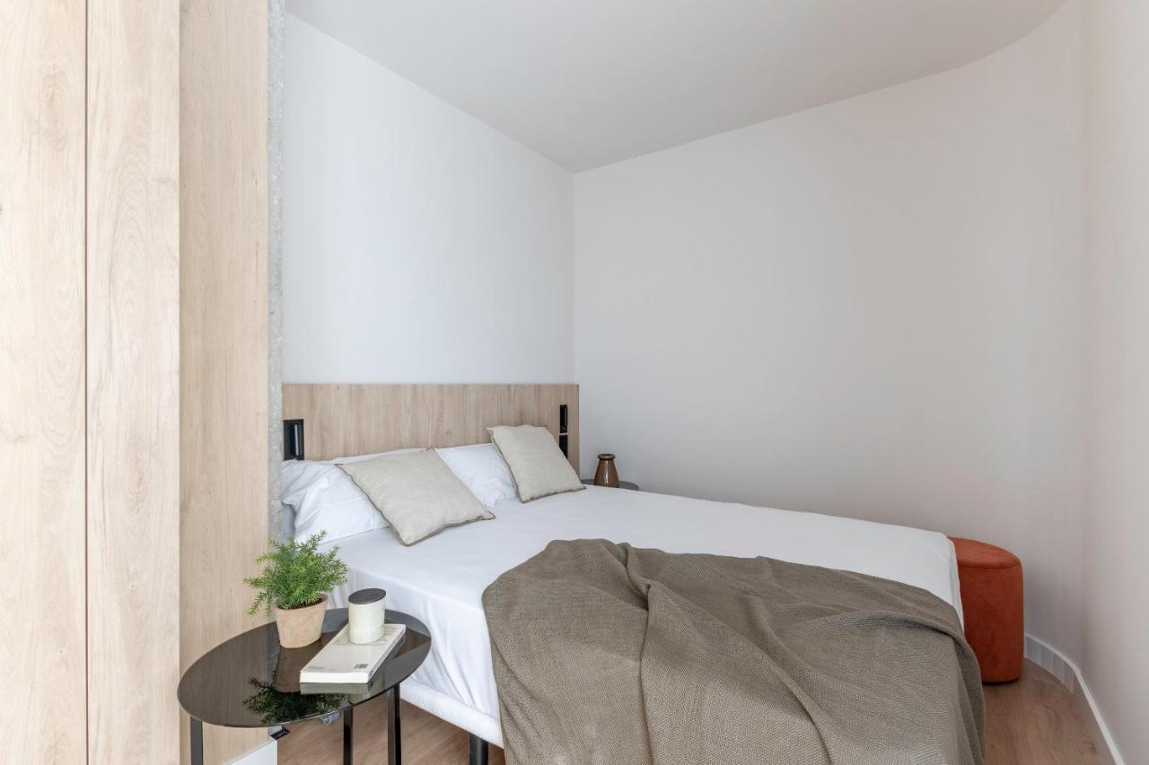 Apartamentos Libere Pamplona Yamaguchi Bagian luar foto